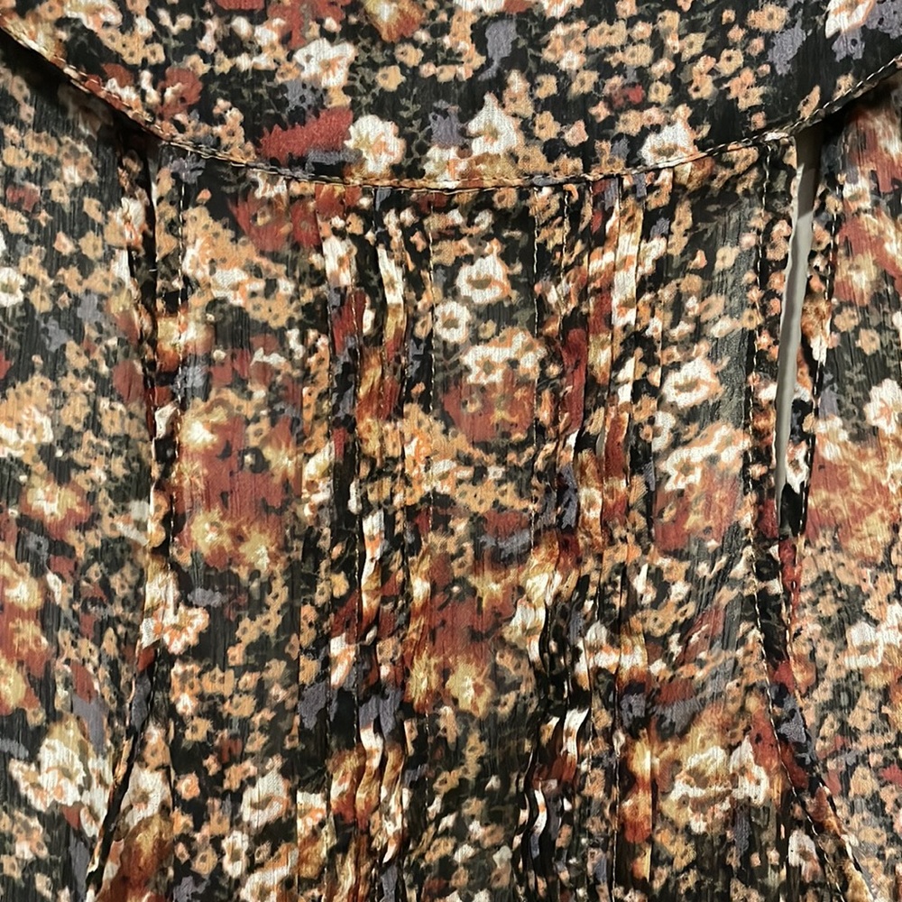 American Rag blouse - Picture 9 of 13